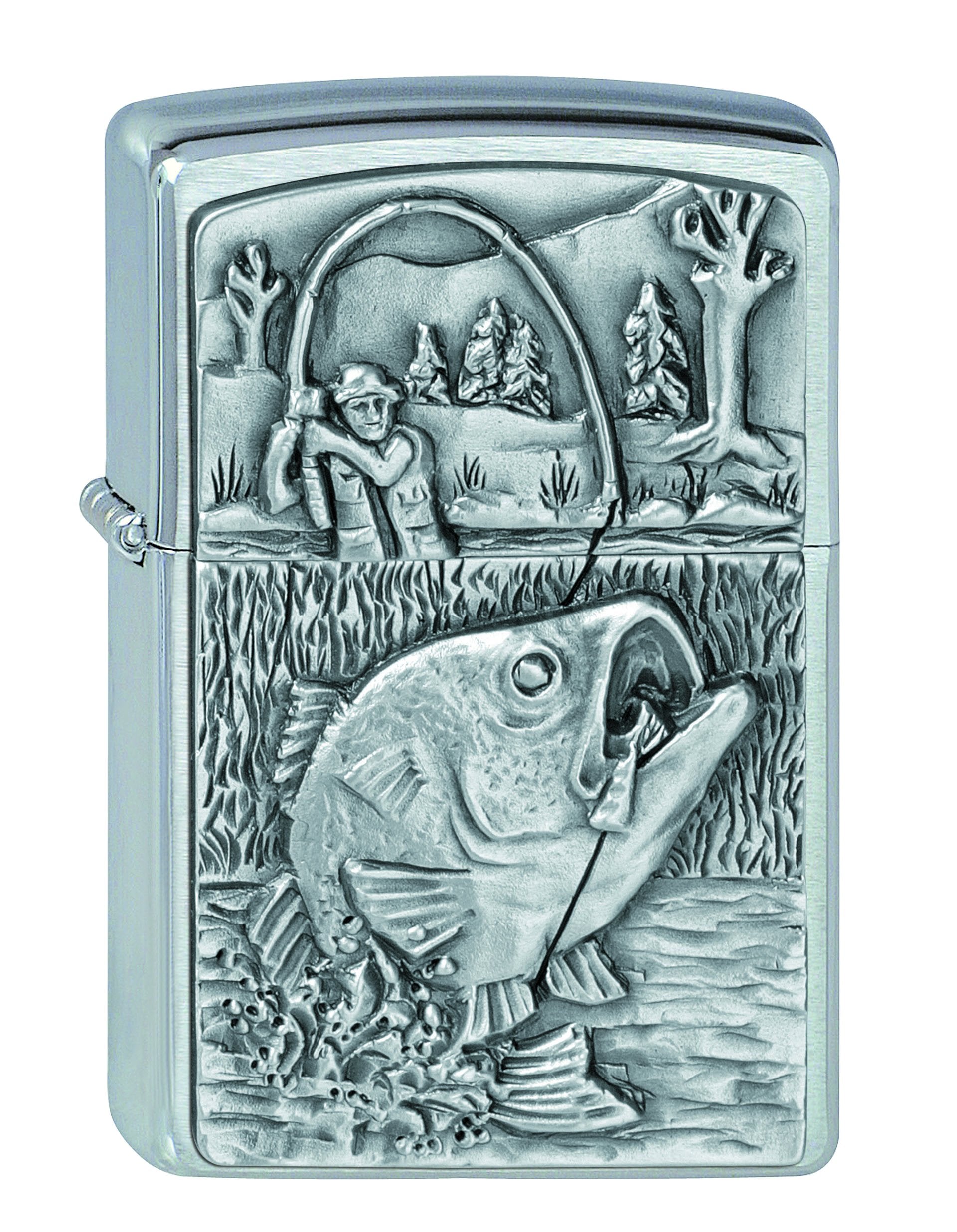 Vue de face 3/4 briquet Zippo emblème scène de pêche avec poisson au premier plan