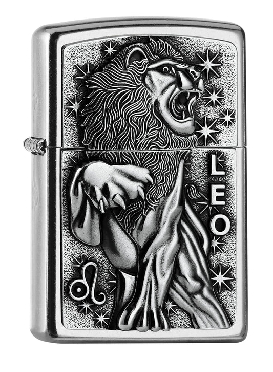 Vue de face 3/4 briquet Zippo signe du zodiaque emblème Lion