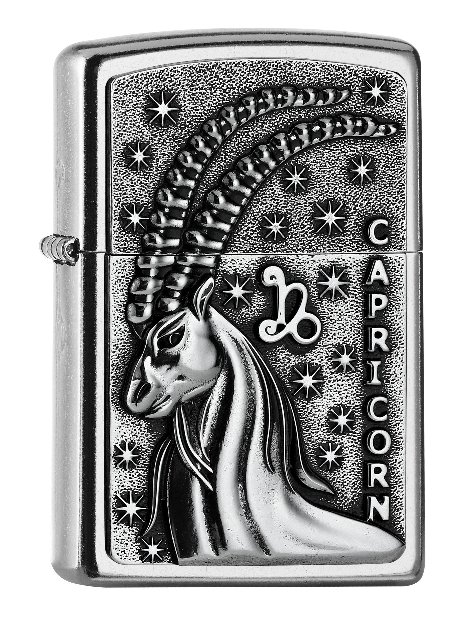 Vue de face 3/4 briquet Zippo signe du zodiaque emblème Capricorne