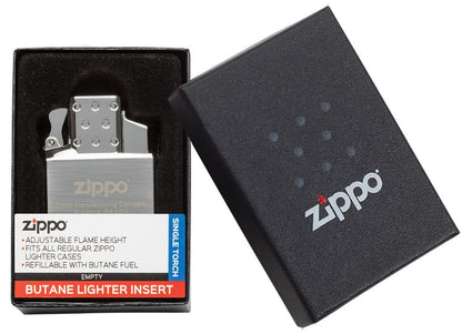 Insert butane Zippo flamme simple dans une boîte ouverte