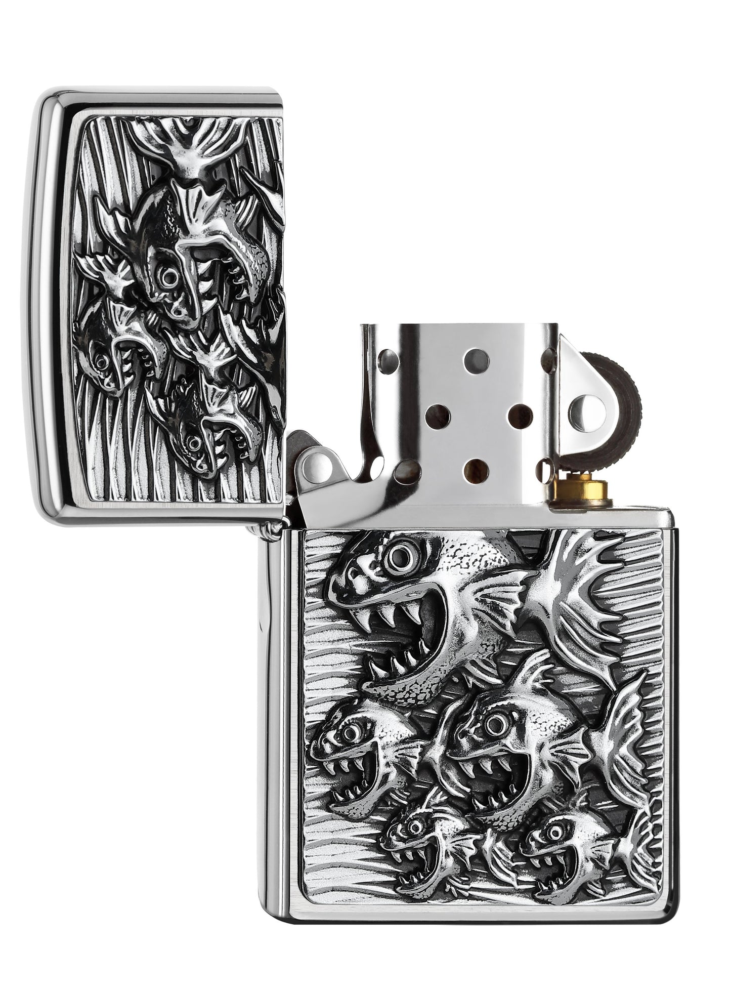 Briquet Zippo chromé emblème piranhas avec gueule ouverte et dents pointues, ouvert