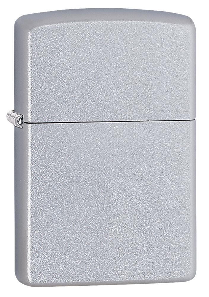 Vue de face 3/4 briquet Zippo Satin Chrome modèle de base