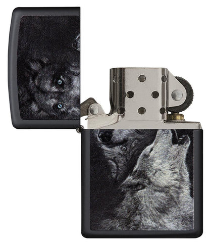 Briquet Zippo noir avec deux loups dont un hurlant, ouvert