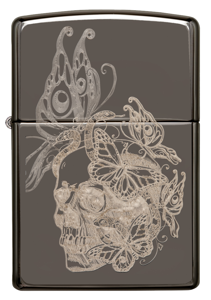 Vista frontal del mechero a prueba de viento Zippo Skull Butterfly Design